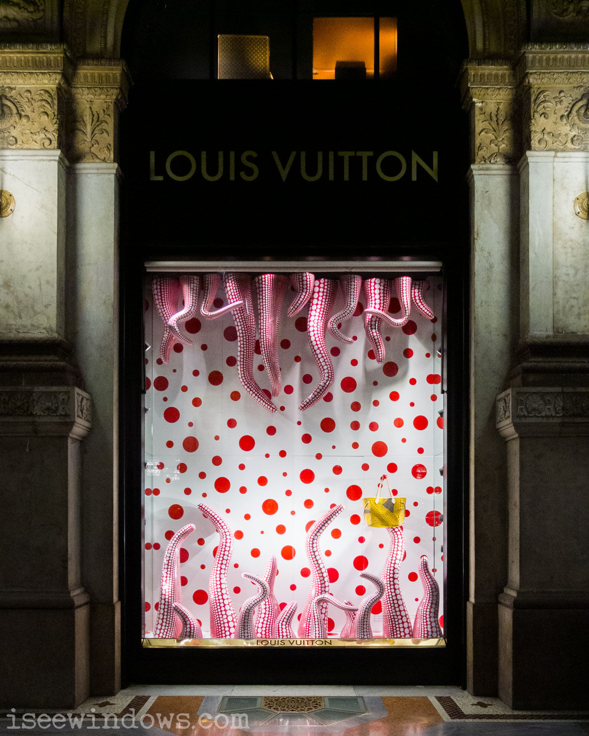 2012/08 Louis Vuitton - Yayoi Kusama - i see windows