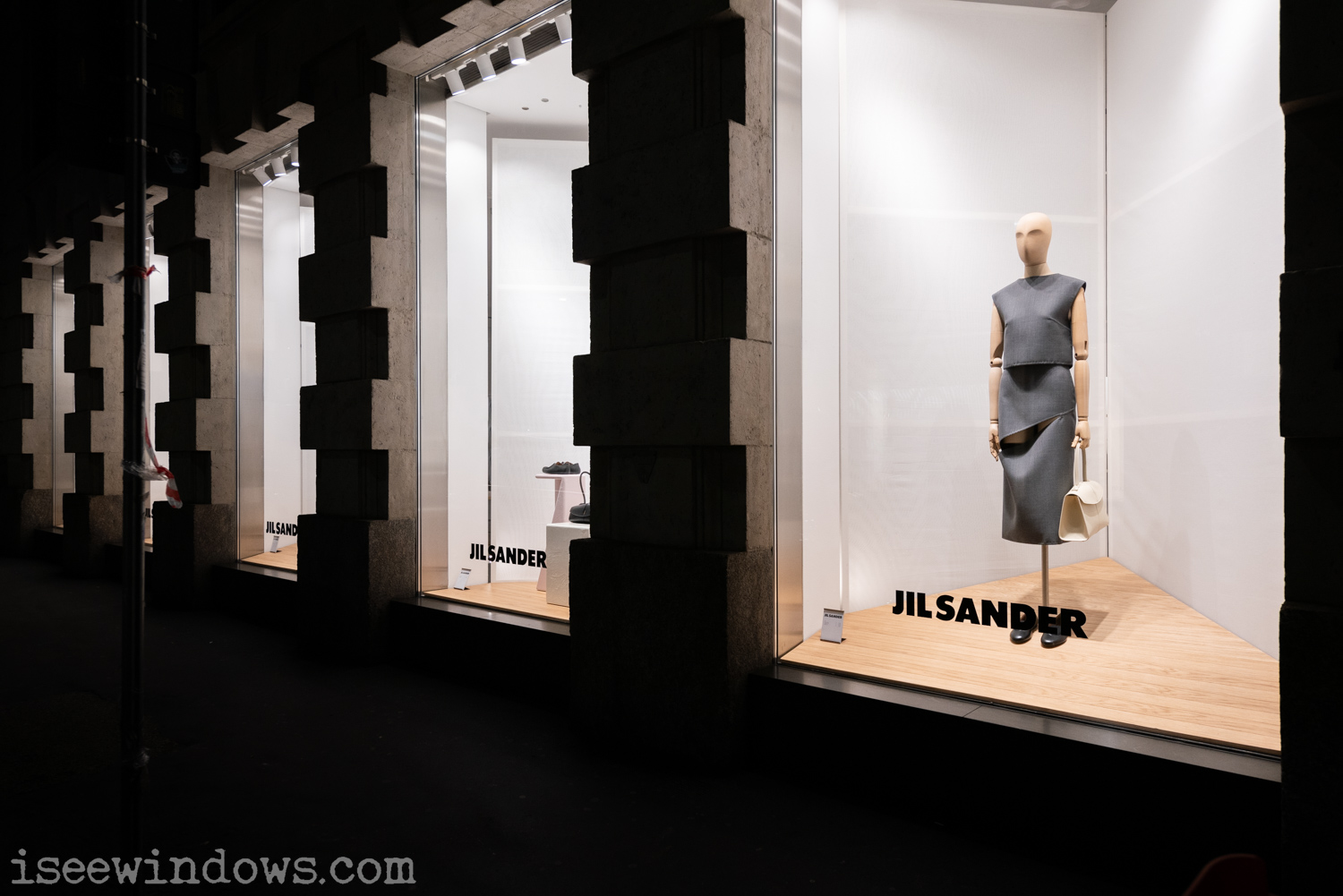 How to Become a Visual Merchandiser Without Experience